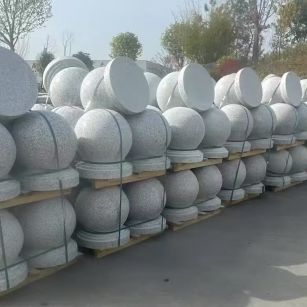 铁岭 白麻花岗岩石材圆球，石球，挡车球，隔离球，景观石球，风水球等