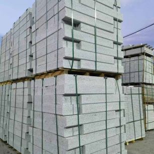 铁岭 芝麻白花岗岩路沿石，路缘石，路肩石，道牙，立缘石，马路牙子，街沿石，侧石等