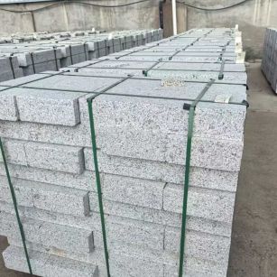 铁岭 白麻花岗岩路沿石，弧形路沿石，道牙石，马路牙子，界石，路缘石，平沿石，直岩石，平缘石等