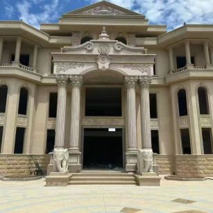 铁岭 黄金麻别墅外墙干挂，大柱，大象，蘑菇石，雕花板