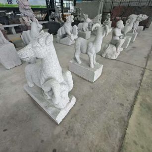 铁岭 芝麻白花岗岩造型立体雕刻——十二生肖