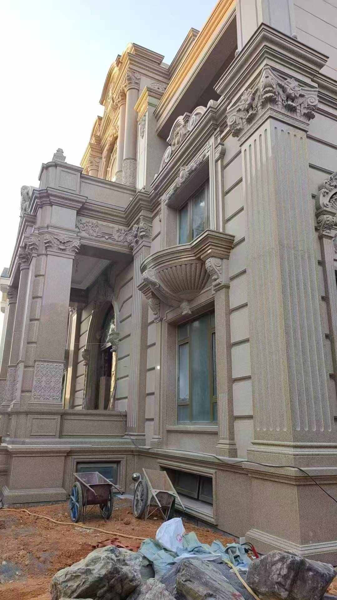 铁岭 黄金麻花岗岩光面别墅外墙干挂施工完成