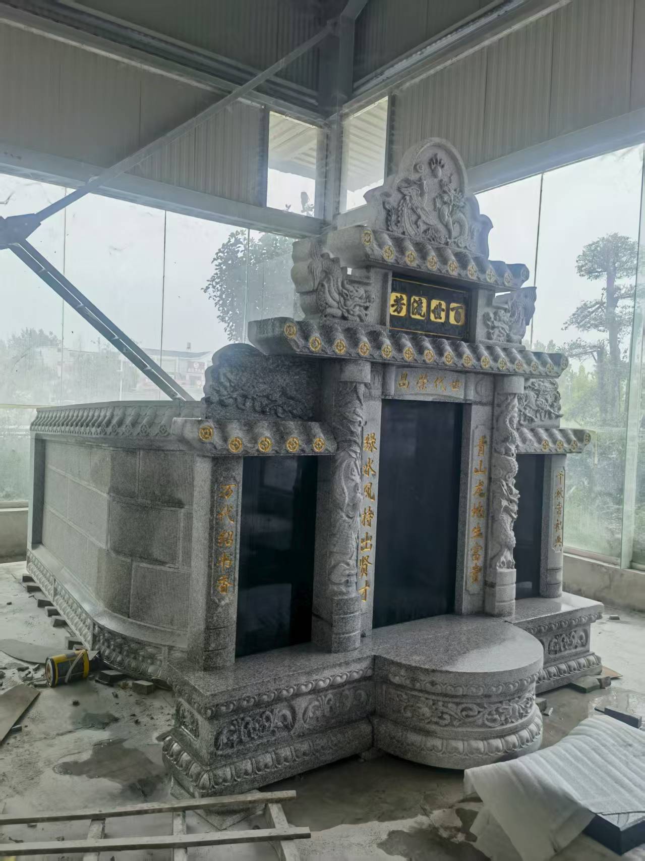 铁岭 芝麻白墓碑效果展示图