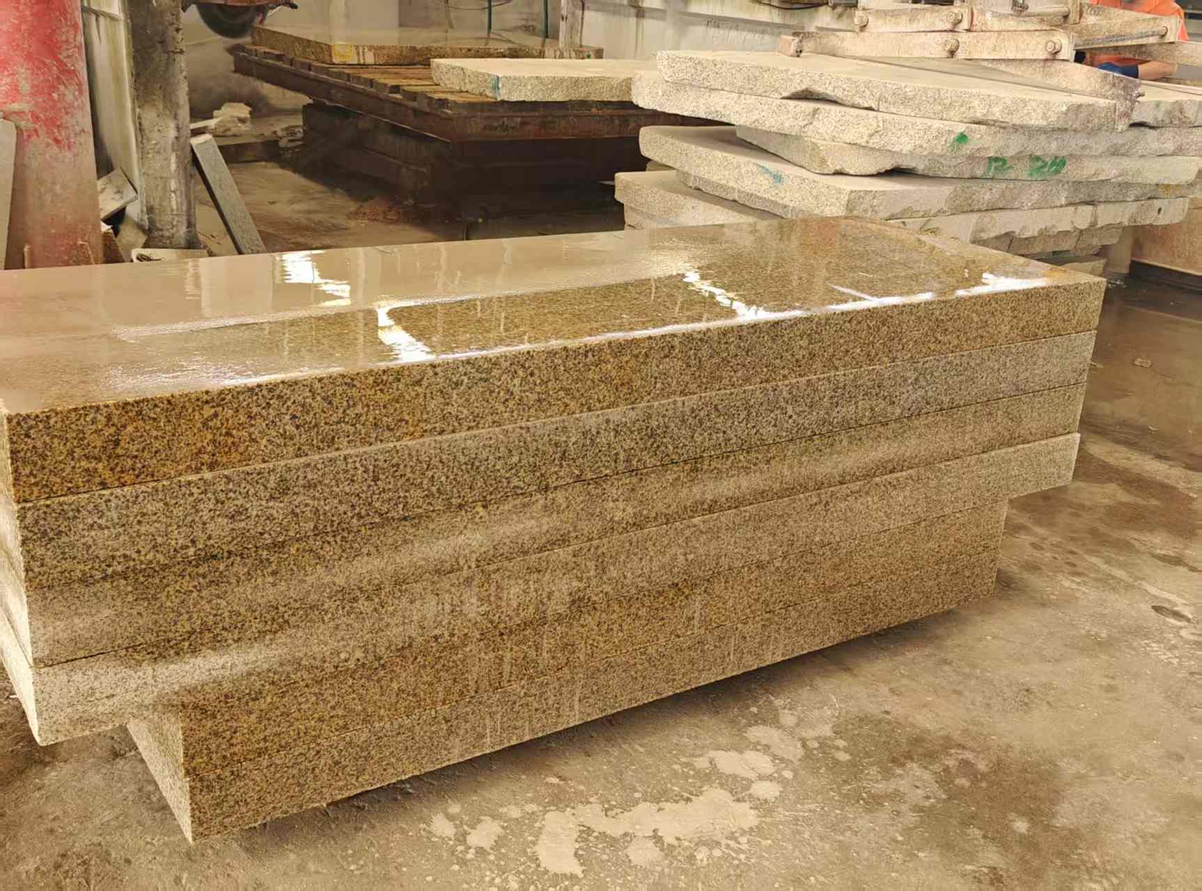 铁岭 黄金麻栏杆料半成品加工中