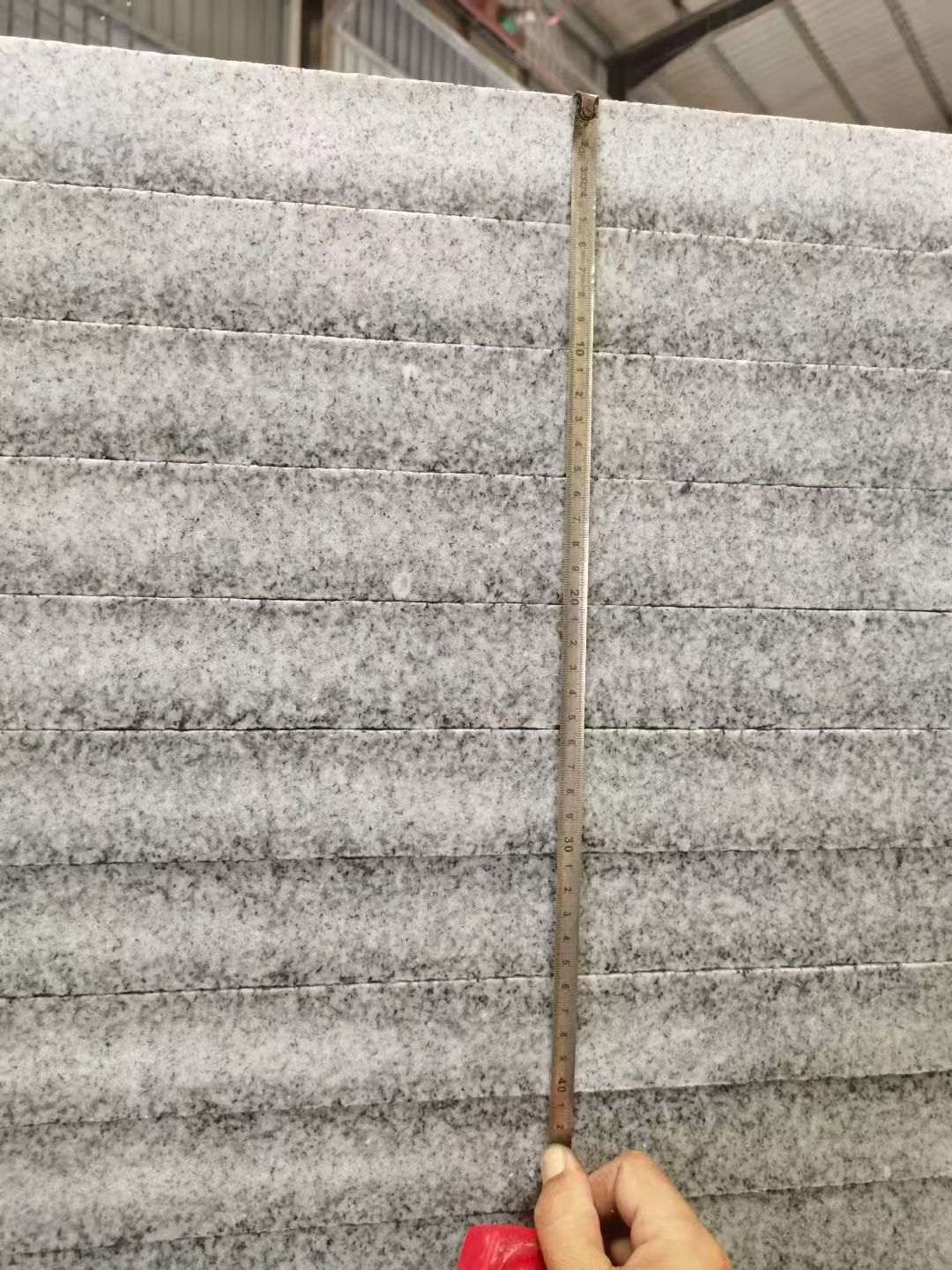 铁岭 芝麻白火烧成品厚薄均匀，B料价格接近A料质量