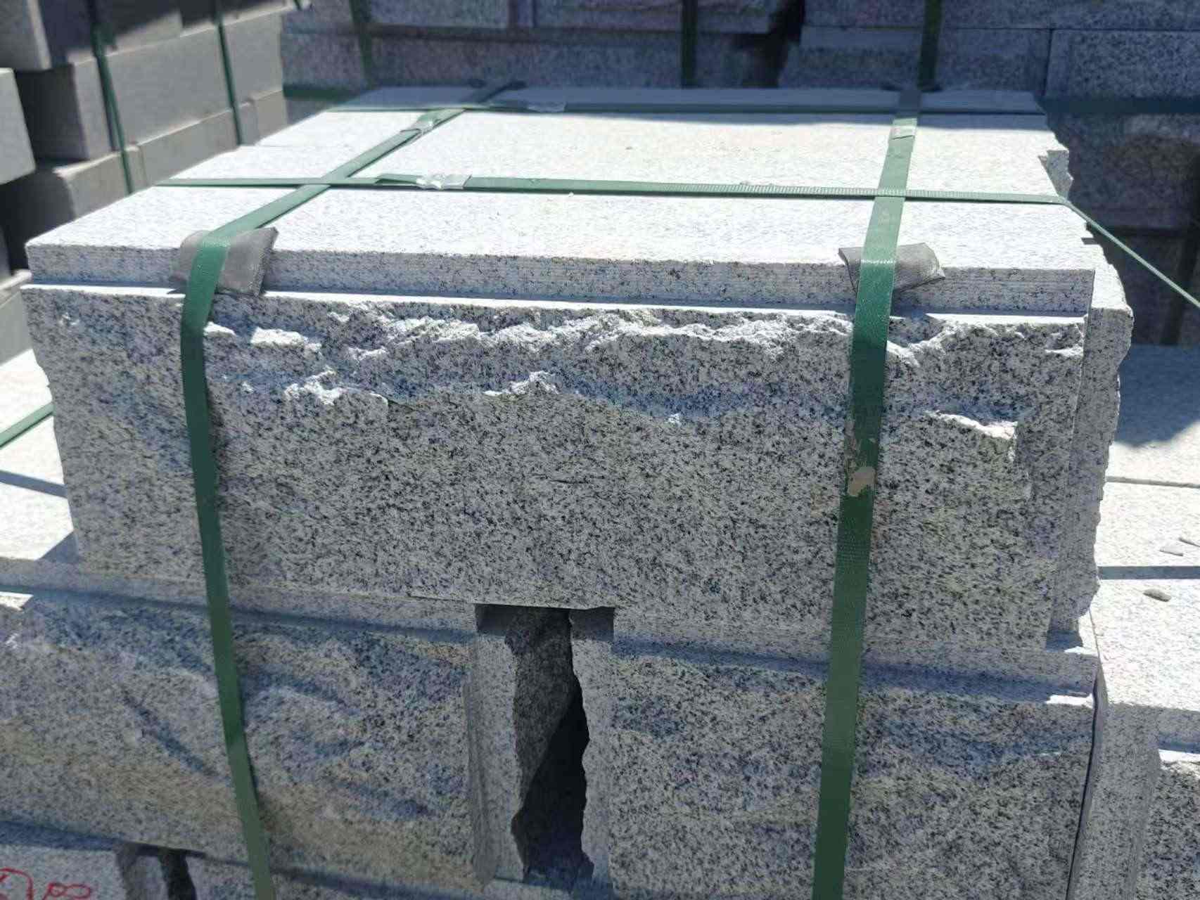 铁岭 芝麻白花岗岩自然面成品