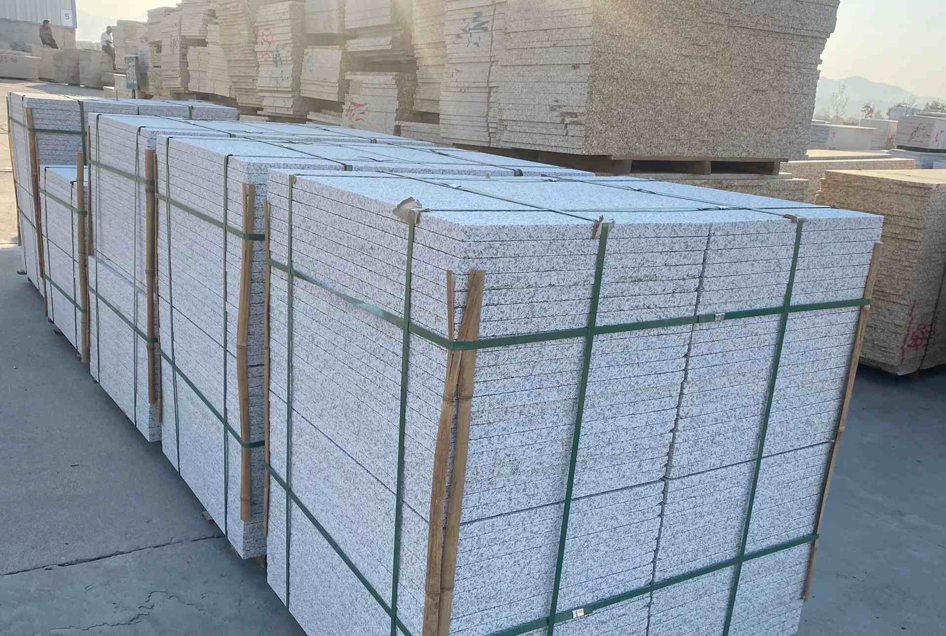 铁岭 白麻花岗岩荔枝面地铺石